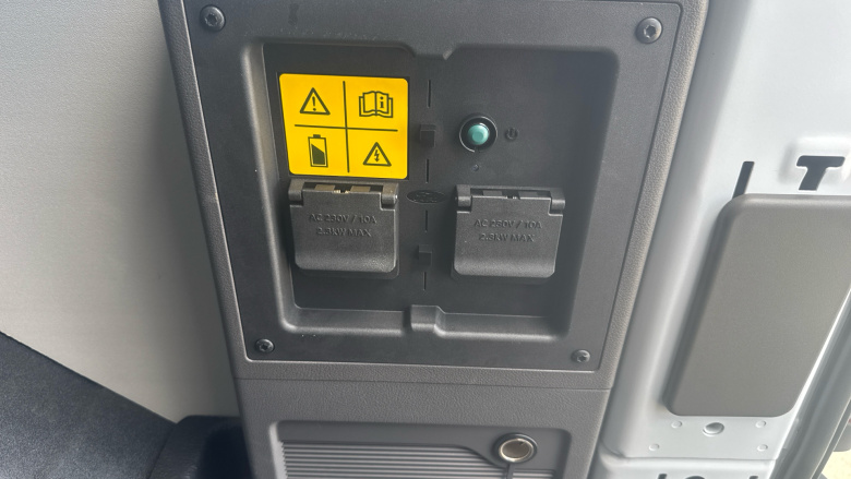 Ford Transit E-350 L3 Rwd 135kW 68kWh H2 Trend Van Auto